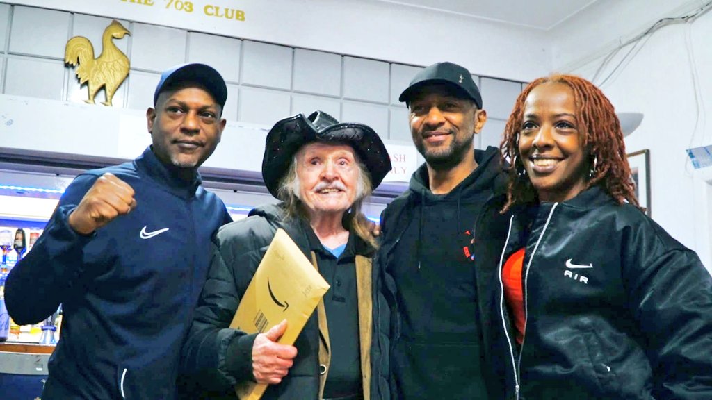 ClayreClayre4's tweet photo. TCSC Annual Lunch
saw #Tottenham born #acclaimed #sports #artist Paul Trevillion @TottenhamSports
Pictured: L-R is @Martial_Way 🥊 #Trevillion 🎨🔥
#Dujon - #Entrepreneur #property + #former #undefeated #kickboxing #champion + also my #instructor 💪🏿🤛🏿 #GoodVibes #xmas2024 https://t.co/1LsckQRM5k
