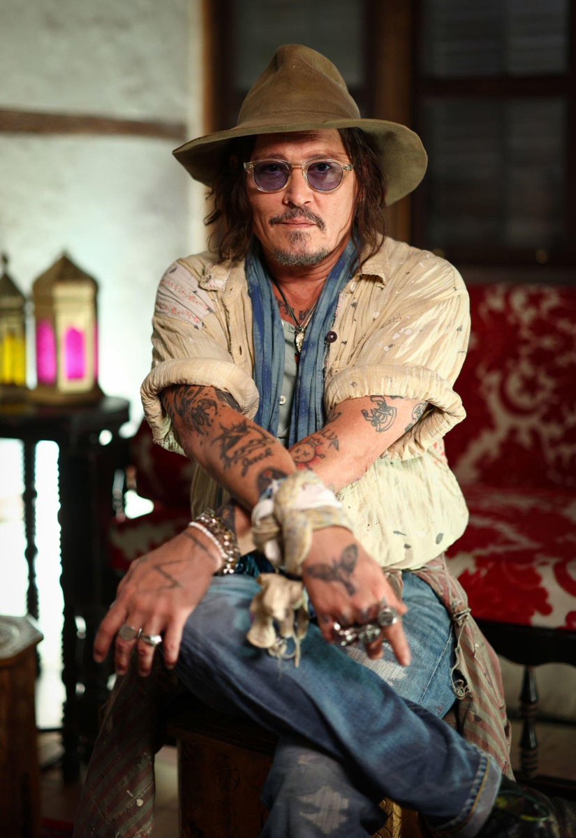 JerrieDepp's tweet photo. What a truly remarkable presence! God dad (#JohnnyDepp) shines at the ‘Modì, Three Days on the Wing of Madness’ photocall in Jeddah during the Red Sea Film Festival 2024. 🌟 (📸: Tim P. Whitby) https://t.co/eCF4Jdqq9M