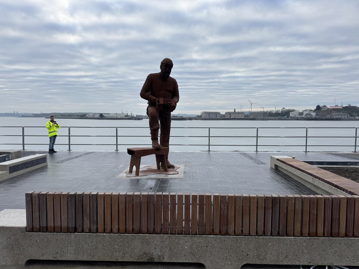BELVELLY CASTLE (@wilsonwilkie) on Twitter photo Delighted to see The Shantyman by <a href="/ray_lonsdale/">Ray Lonsdale</a> installed on The Five Foot Way in <a href="/Cobh/">Jerome Kelleher</a> this morning. Another addition to the many public art works in the town Delighted to see The Shantyman by <a href="/ray_lonsdale/">Ray Lonsdale</a> installed on The Five Foot Way in <a href="/Cobh/">Jerome Kelleher</a> this morning. Another addition to the many public art works in the town