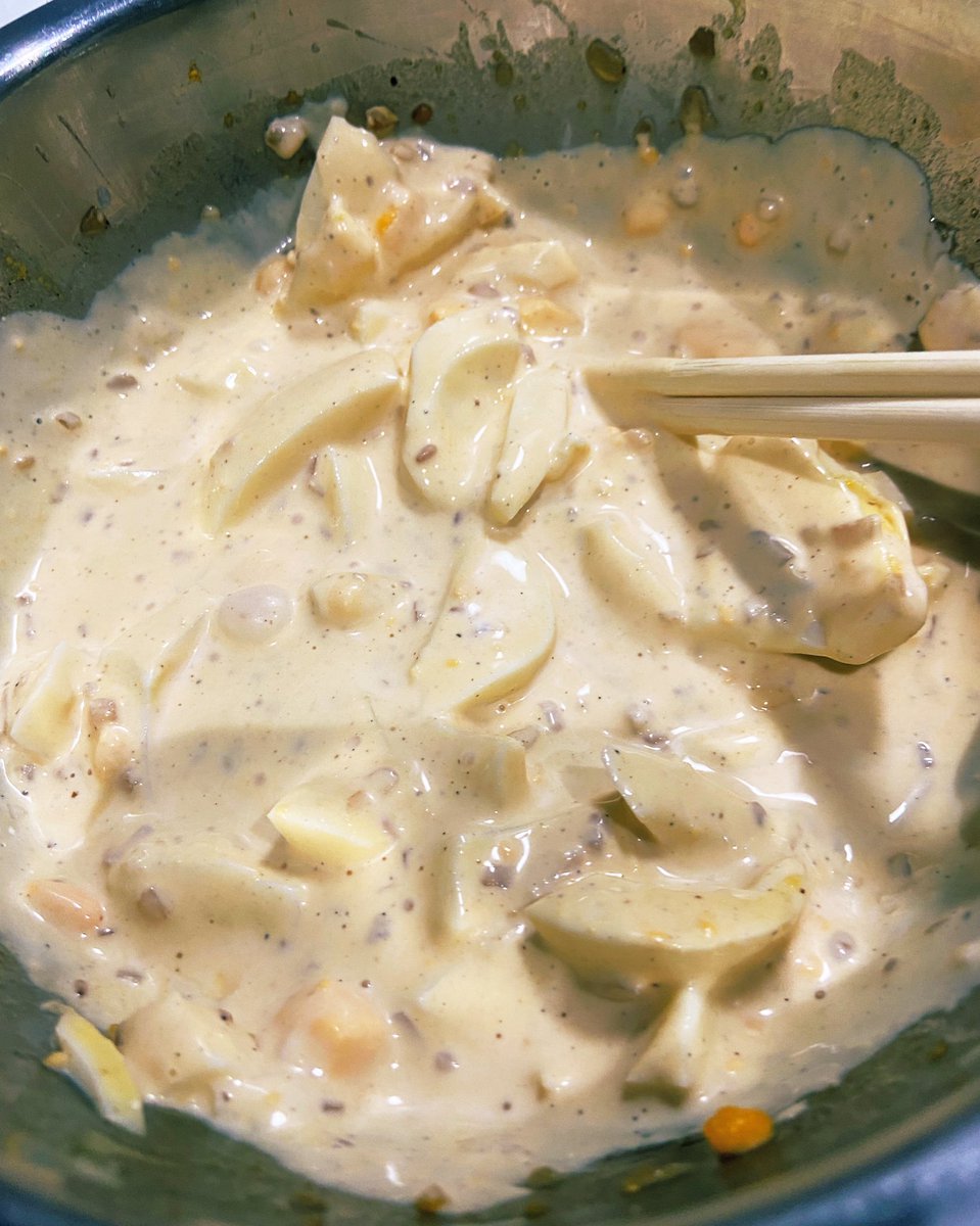 タルタル❤️ Lot - A JAPANESE EXPORT ART DECO SILVER TEAPOT, DRAGON SPOUT