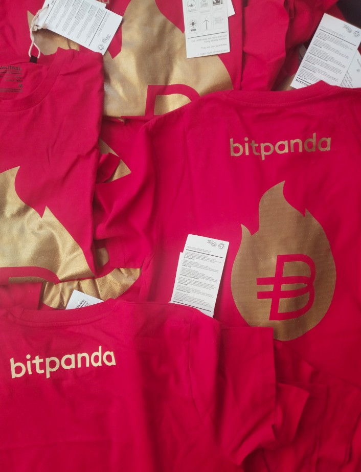 🎶🎶🎶🎶🎶🎶🎶
Laaast BEST-Shirt,
i give it away,
shipping next day,
what else is there to say? - I'll give it to someone special, special ... 
🎶🎶🎶🎶🎶🎶🎶

➡️ 🧑‍⚕️🍀 / BEST-Shirt Fest 👚 🌲

👉 Doktor BEST gibt ab: 
8x BEST🔥T-Shirts 👚
(Noch vorhande Größen L (4x) M (3x) und