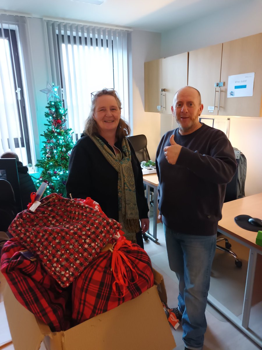 NikkiYServices's tweet photo. @StJamesPSR Thanks from young people supported by the Throughcare and the team helping unaccompanied asylum seeking young people, and Blue Triangle who support young people in their own accommodation throughout the year, not just at Christmas  😀 https://t.co/rJ8lIchW3t