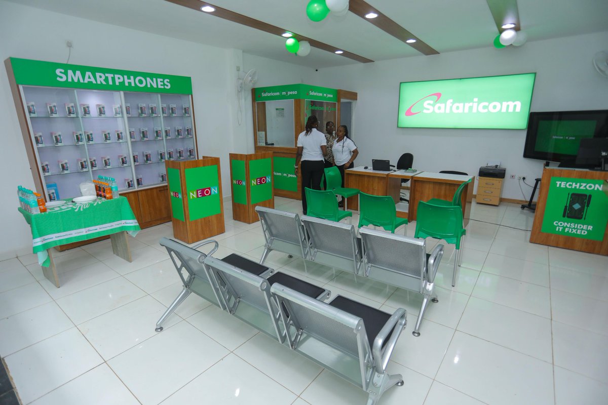 Safaricom caravan this week iko coast region kusherehekea festive season. Pia kumbuka with only 500 bob you can get a smart phone na Lipa Mdogo mdogo na inakuja ikiwa insured

<a href="/SafaricomPLC/">Safaricom PLC</a> 
#SambazaFurahaNaSafaricom