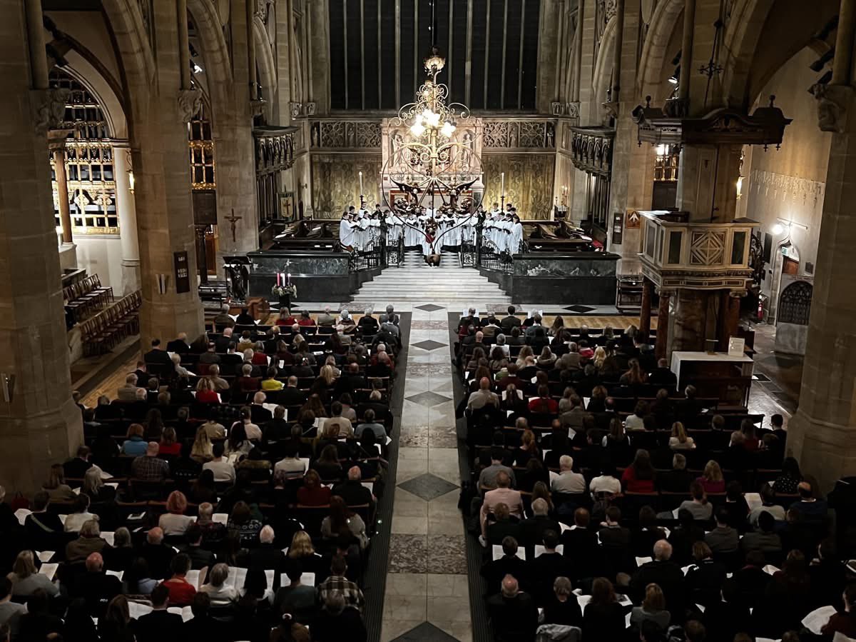 A Christmas spectacular. The Selwyn London Carol service took place at Holy Trinity church in Sloane Square (a new venue for us) on December 12th, and there was our biggest congregation yet for this annual favourite. 

Photos by <a href="/thisathranawaka/">Thisath</a>.