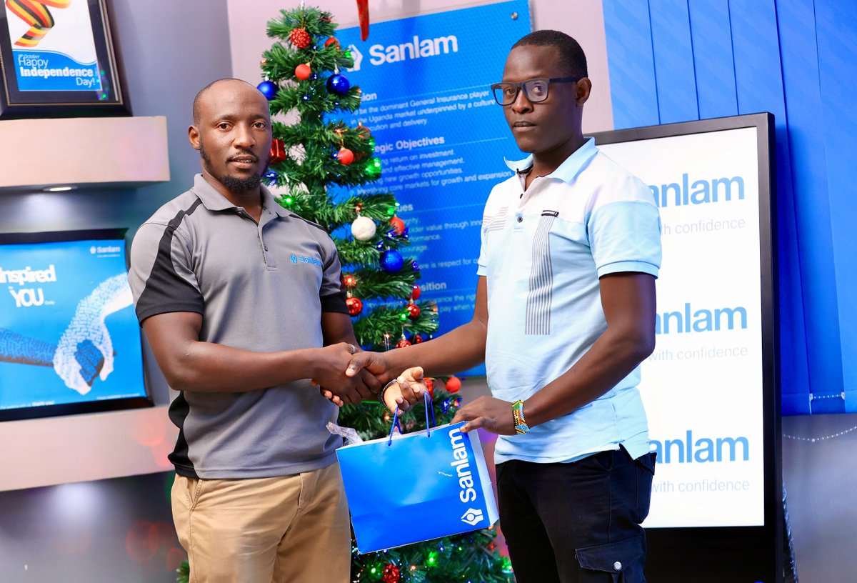 SanlamAllianzUg's tweet photo. Christmas has come early for our #SanlamRiddle winners!
Today, they collected their #SanlamGoodies hampers from the Sanlam offices.
A big congratulations to all the winners, and thank you for your never-ending participation.
#WinWithConfidence https://t.co/2IJAHJmNCN