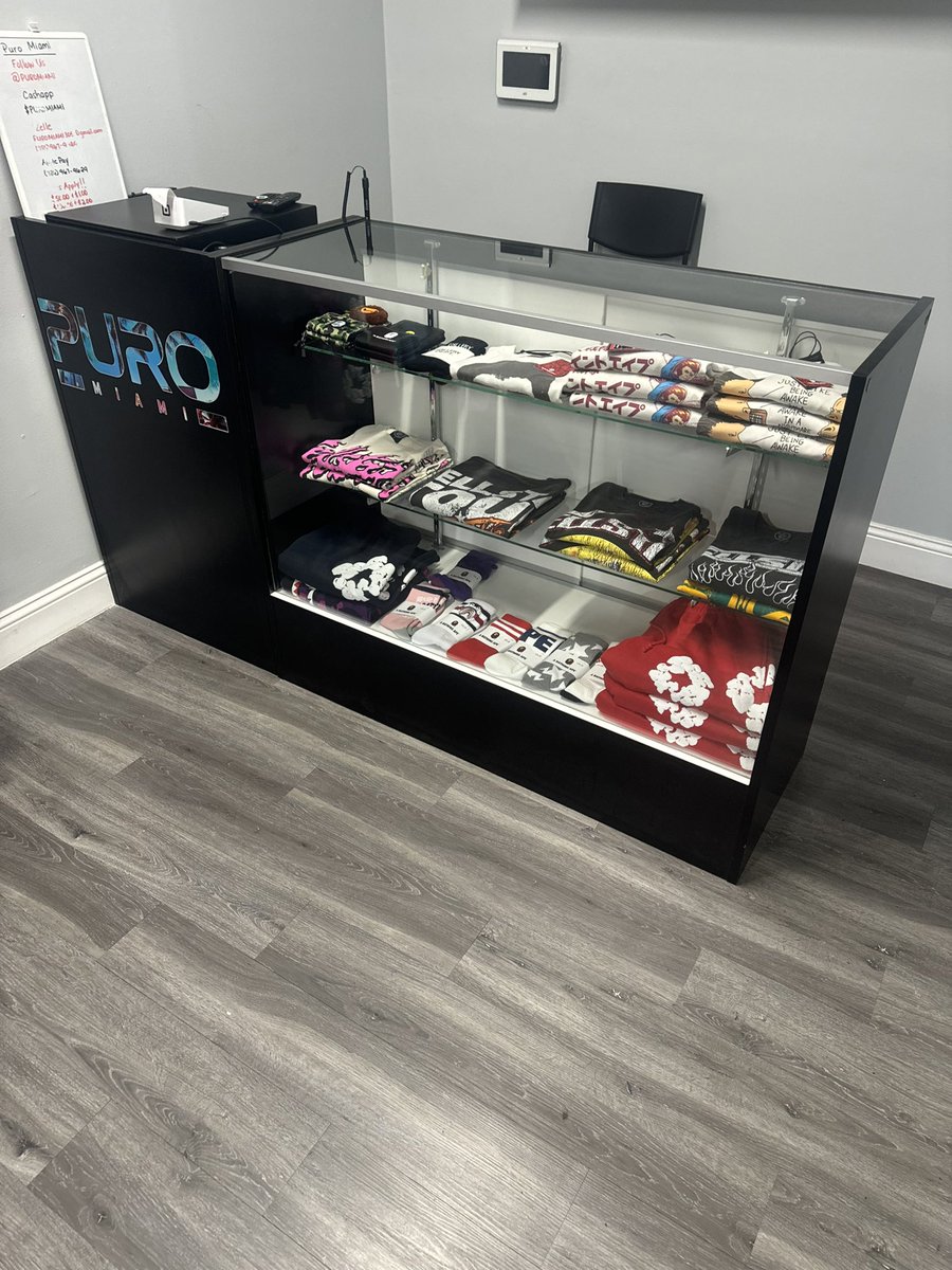 YBMMG's tweet photo. #PuroMiami Open 40% off All Apparel!!! #RollingLoudWeekend #Miami #Broward #PalmBeach πΆβπ«οΈπ₯ https://t.co/400iop4AZl