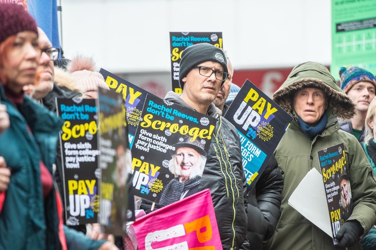 NEUnion's tweet photo. .@DanielKebedeNEU joins @NEUnion sixth form members at the strike rally in Leeds.

Our members have brought their version of A Christmas Carol to one of the biggest Scrooges – chancellor Rachel Reeves�� constituency. They are taking action to win pay justice. #PayUp24 📷 Matt Wilkinson