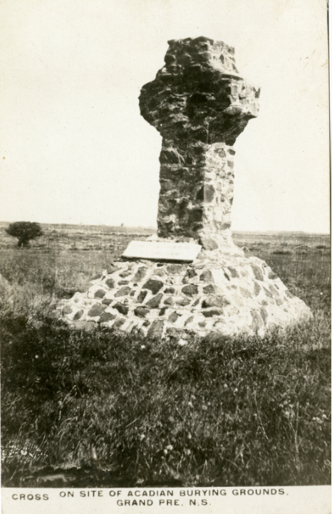 En ce 13 décembre, nous commémorons le Jour du Souvenir Acadien. 

C'est l'occasion de rendre hommage à celles et ceux qui ont traversé ces épreuves et de célébrer leur héritage.

📸 CP1-0641 : Croix sur le site du cimetière acadien de Grand Pré, Nouvelle-Écosse.