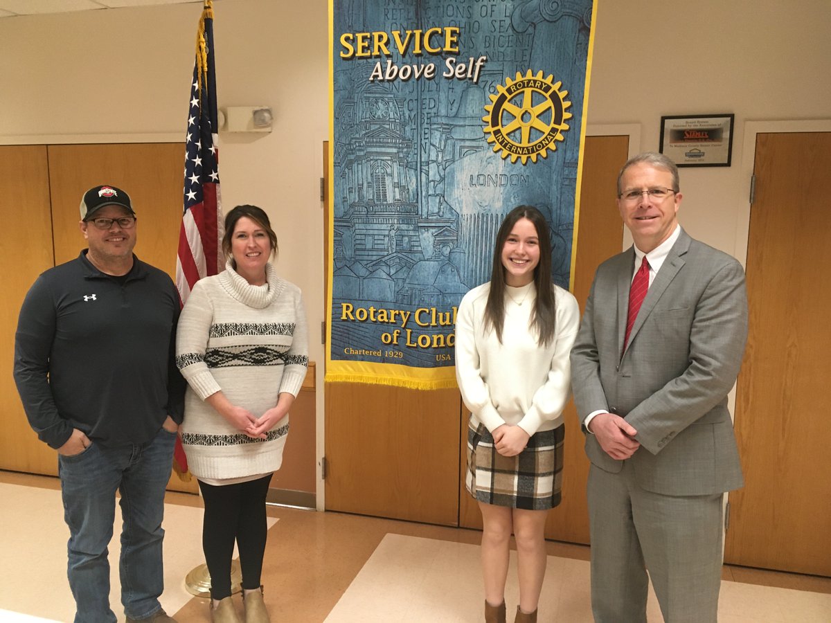 Congratulations to Ashley, and her parents, on being selected as the London Rotary Club's December 2024 Student of the Month for MPHS!  Well done, Ashley!  Keep up the great work!  #GoEagles  #EagleNation  #MPStrong  #WeAreMP