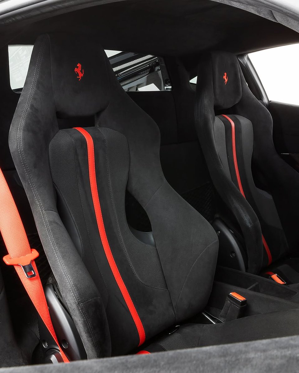 duPontREGISTRY's tweet photo. 2019 Ferrari 488 Pista | Asking Price: $579,900

Presented in the always stunning Grigio Silverstone with a Rosso and Nero Livery over Nero Alcantara with a Central Stripe in Rosso Ferrari on the seats! https://t.co/z3RBribLp3