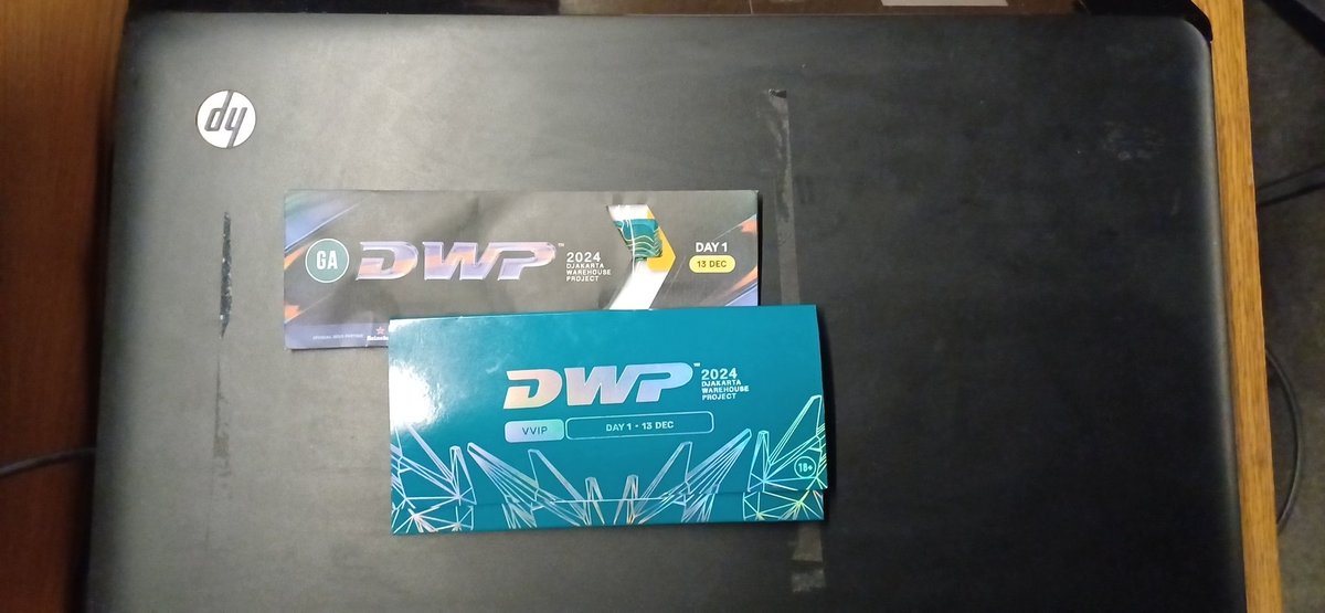 akbartitowic's tweet photo. #wtsday1 #DWP2024 #wtbday1 
VVIP 1
GA 1 

1 juta ambil semua , nego
COD Bintaro atau gosend dr bintaro https://t.co/mIONdDZuNW