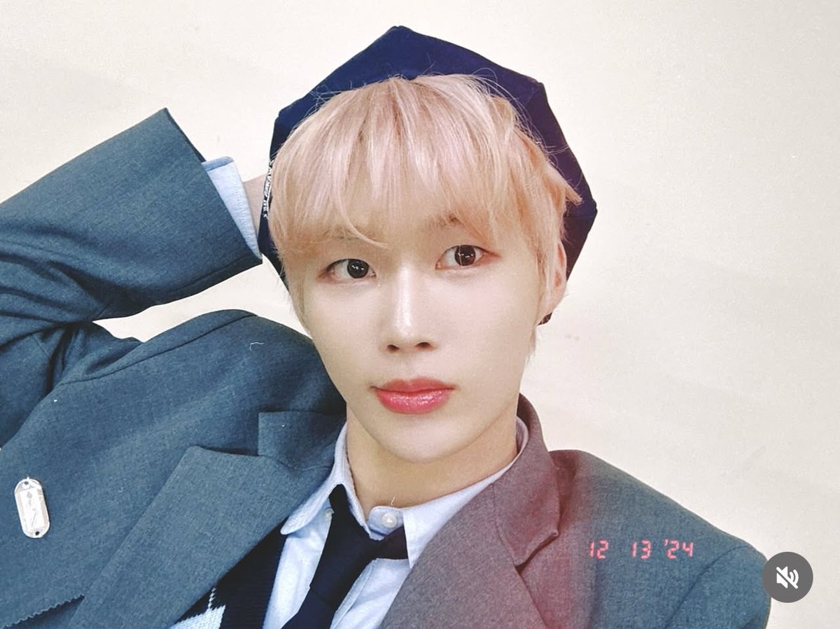 MinjunFrance's tweet photo. NineIgram || 13.12.2024

[#Minjun🐰]
📸

#NINEi #나인아이 #MINJUN #민준

-------

©️ behind.minjun sur NineIgram
🌸 https://t.co/EF6vdsB5ol