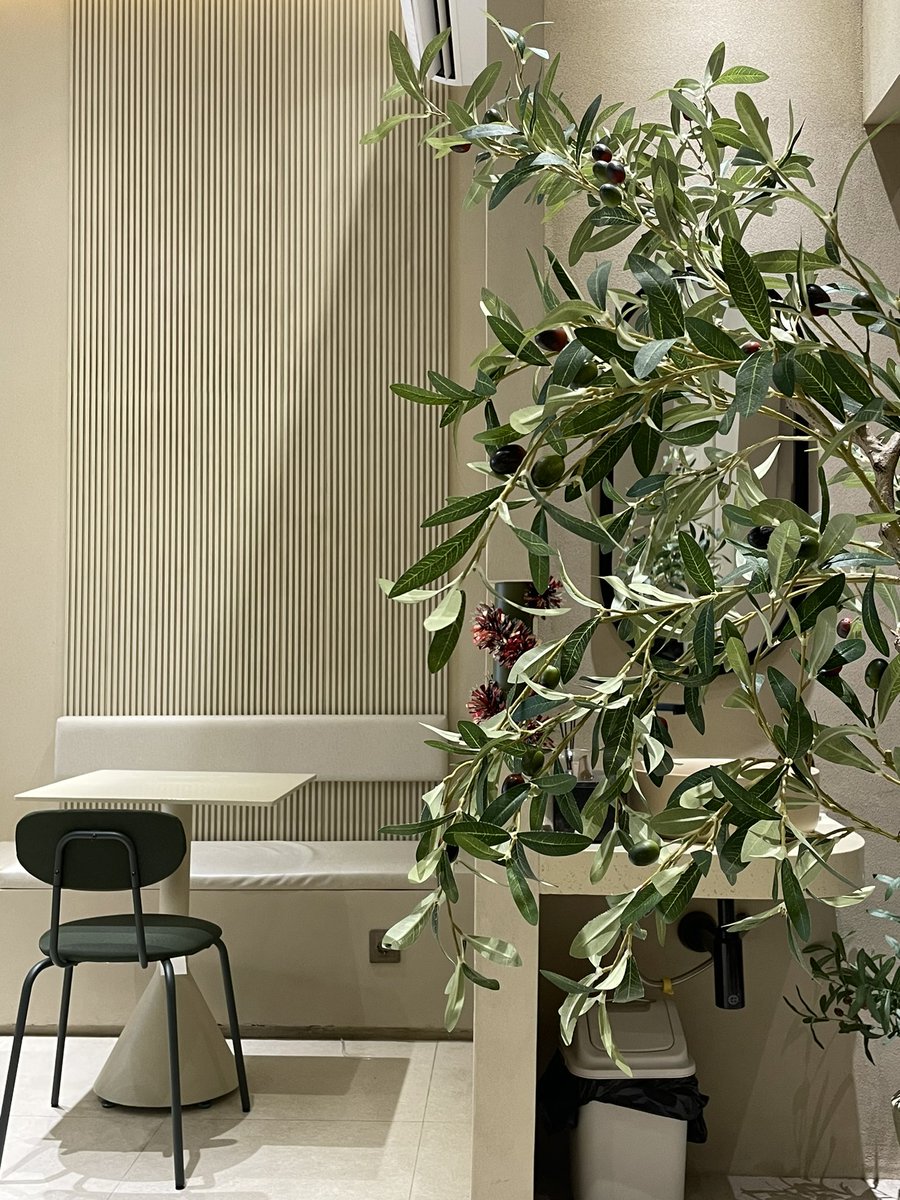 noi‌ 𝜗𝜚 tweet media