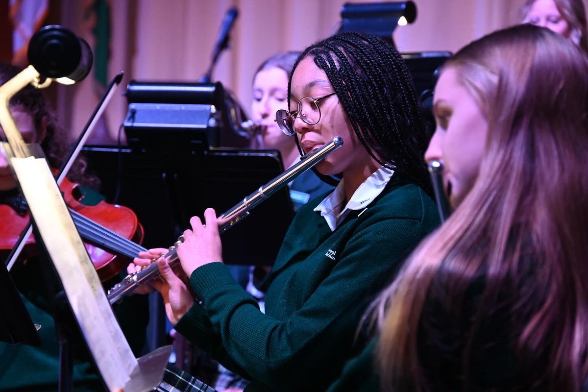 Catholic High's Christmas Concert &amp; Art Show is tonight! 🎄🎶🎷

Our talented Visual &amp; Performing Arts put on a great preview yesterday afternoon for our Catholic High community. We hope to see you tonight for a wonderful show! The show begins at 6:30 p.m.