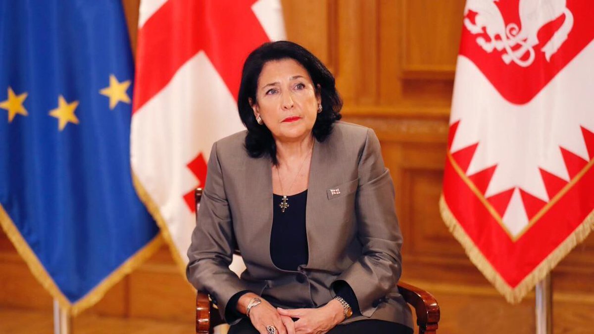 Salomé Zourabichvili, présidente de la Géorgie: «Je reste la seule institution indépendante et légitime» rfi.my/BElO.x