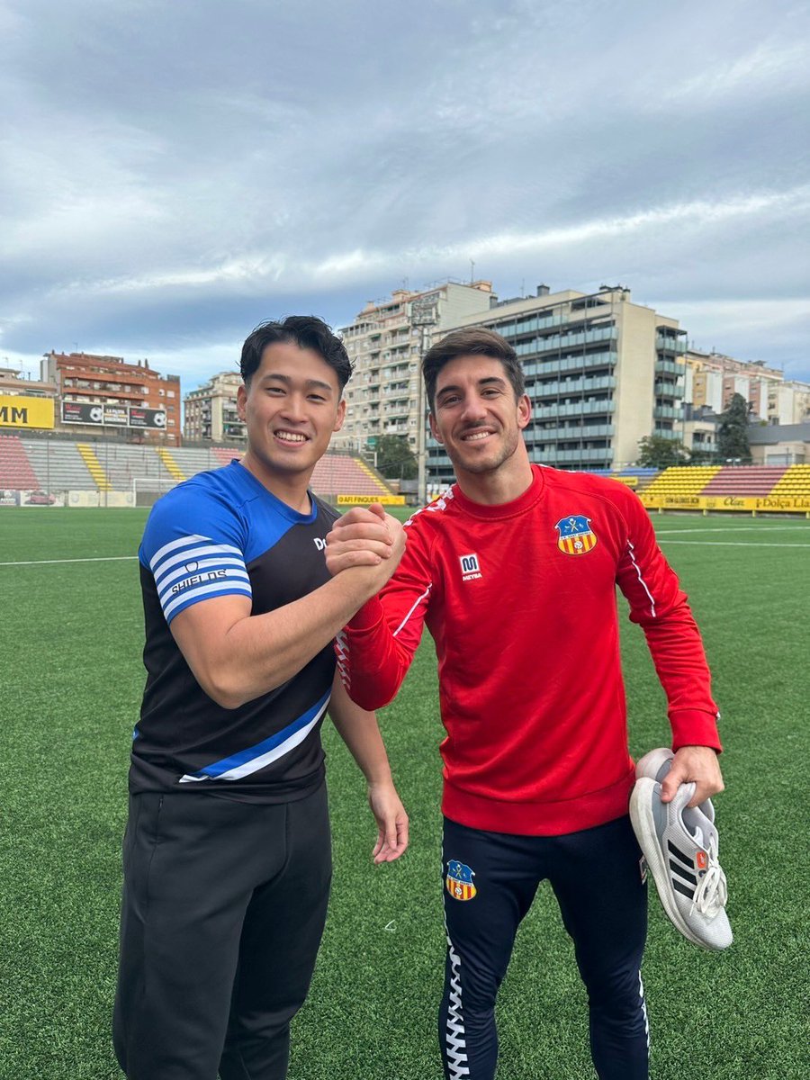 shirahta1228's tweet photo. 12/5~12/11までスペイン研修に行って来ました🇪🇸
普段では経験することのないことをたくさん経験できるとても良い研修でした！
この経験を活かしてこれからも頑張ります！ https://t.co/9qO6Z1jNcf
