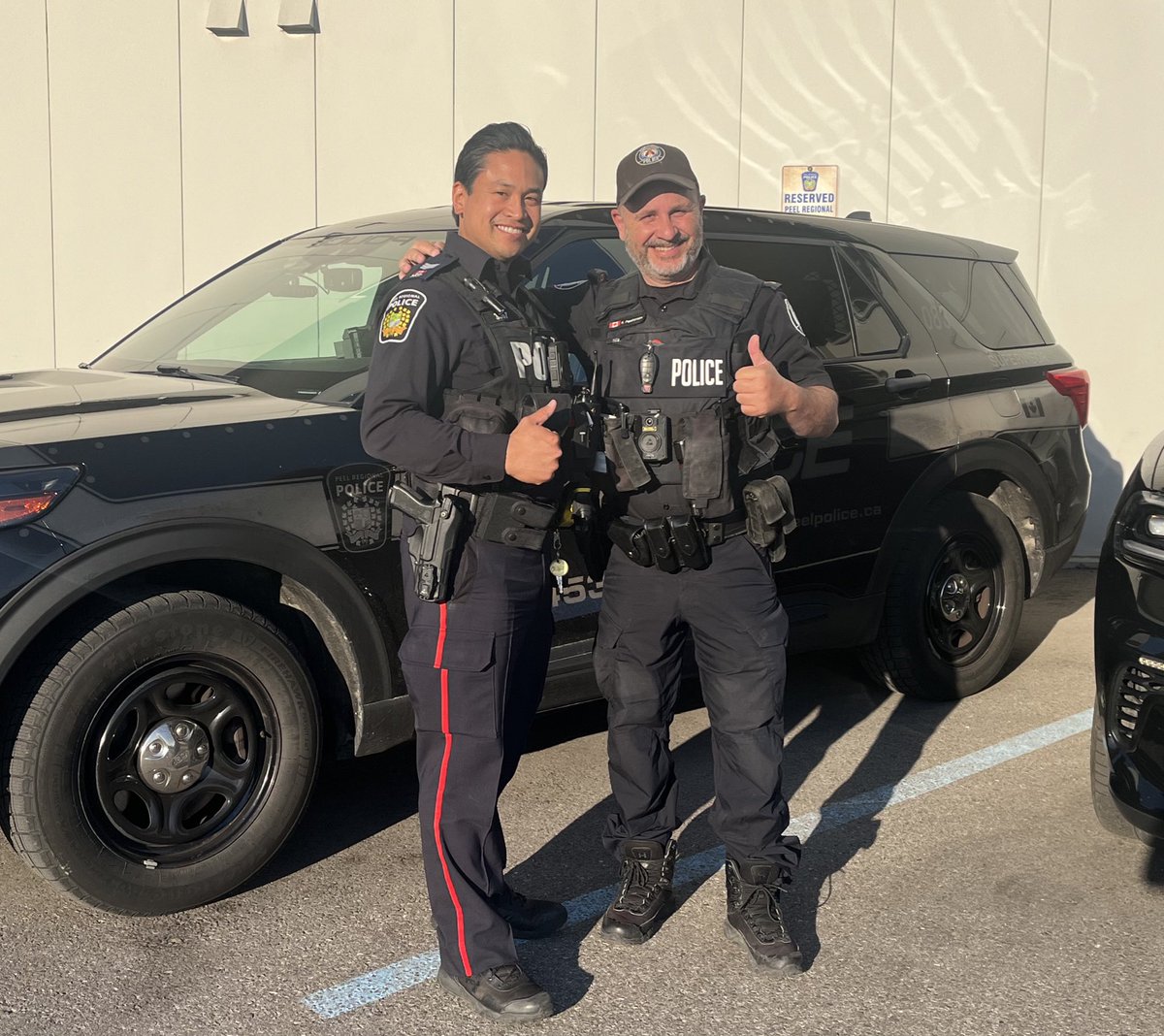 PCPappy's tweet image. Drivers texting while driving with not one but two ‘Baby on Board’ stickers—ironic and dangerous. Protect your little ones by keeping your eyes on the road, not your phone. This driver was charged. #RoadSafety #TextingAndDriving #BabyOnBoard