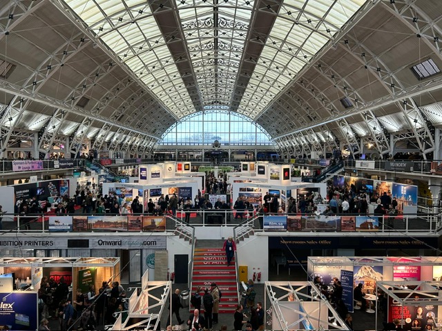 Bristol Film Office (@brisfilmoffice) on Twitter photo A productive 2 days on the ‘Filming in Bristol & Bath’ Stand at <a href="/focuslondonshow/">FOCUS - meet the makers</a>, repped by <a href="/BrisFilmOffice/">Bristol Film Office</a> <a href="/TheBottleYard/">Bottle Yard Studios</a> <a href="/BathFilmOffice/">Bath Film Office</a>
Met with SO many producers, execs, companies interested in bringing their next project West. Hope to welcome them to our part of the UK soon! A productive 2 days on the ‘Filming in Bristol & Bath’ Stand at <a href="/focuslondonshow/">FOCUS - meet the makers</a>, repped by <a href="/BrisFilmOffice/">Bristol Film Office</a> <a href="/TheBottleYard/">Bottle Yard Studios</a> <a href="/BathFilmOffice/">Bath Film Office</a>
Met with SO many producers, execs, companies interested in bringing their next project West. Hope to welcome them to our part of the UK soon!
