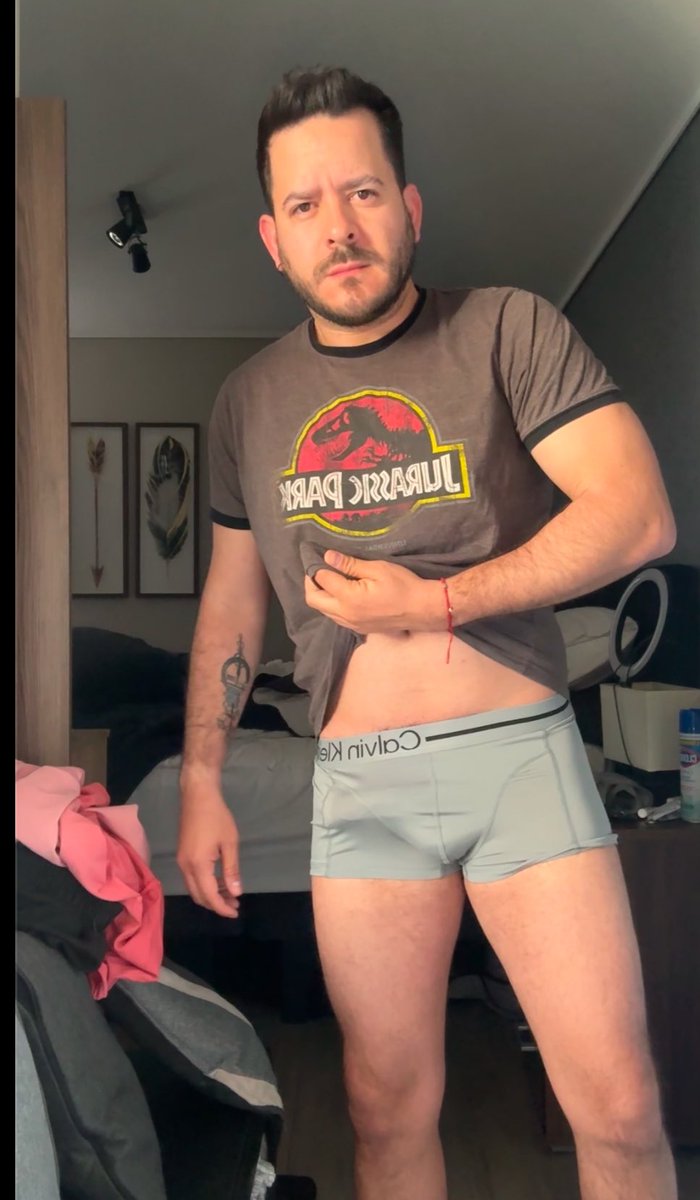 Aleefron's tweet photo. … mucha presión https://t.co/6uDDFXKZsJ