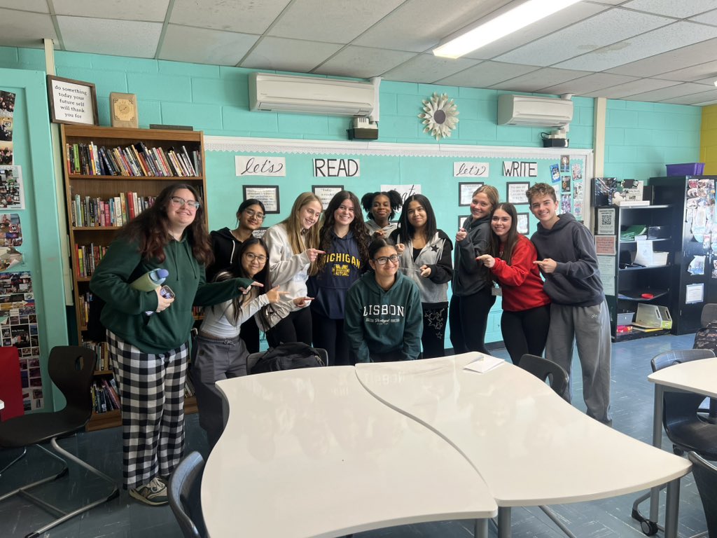 MrsKBucchio tweet media