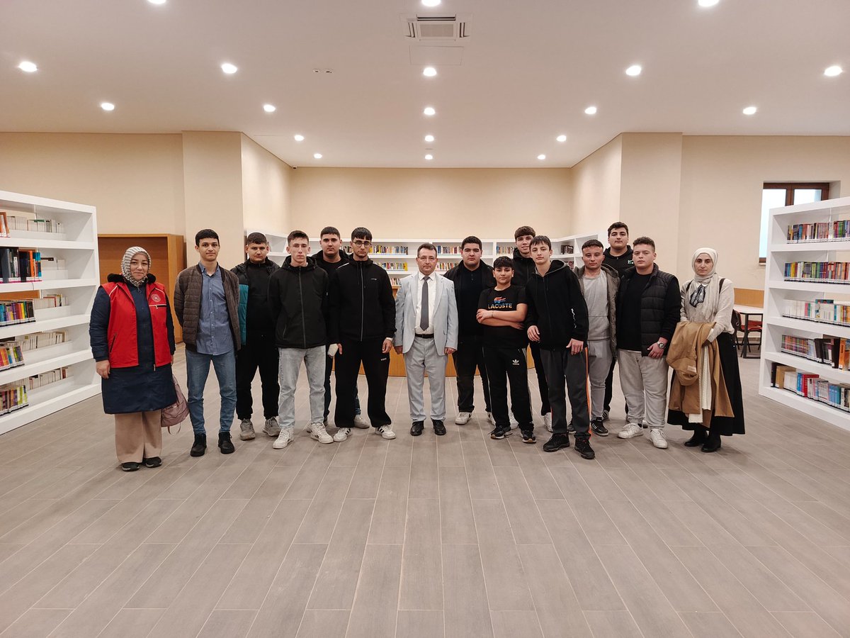 Çedes Projesi kapsamında gençlerimizle Cuma namazında buluştuk🤲📿🕌