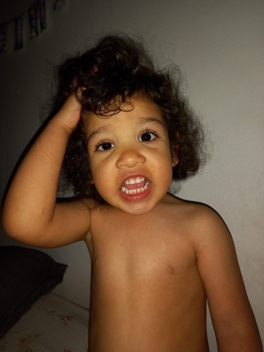 glacastillo27's tweet photo. #nadiedicenada lo veo siempre abrazote mi nieta Aima viendolos https://t.co/PgrFzxdpvM