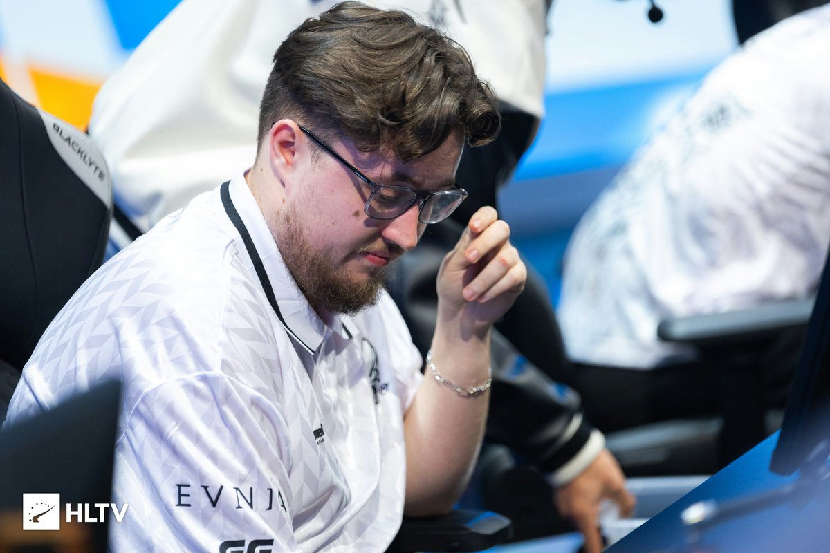 HLTV.org tweet media