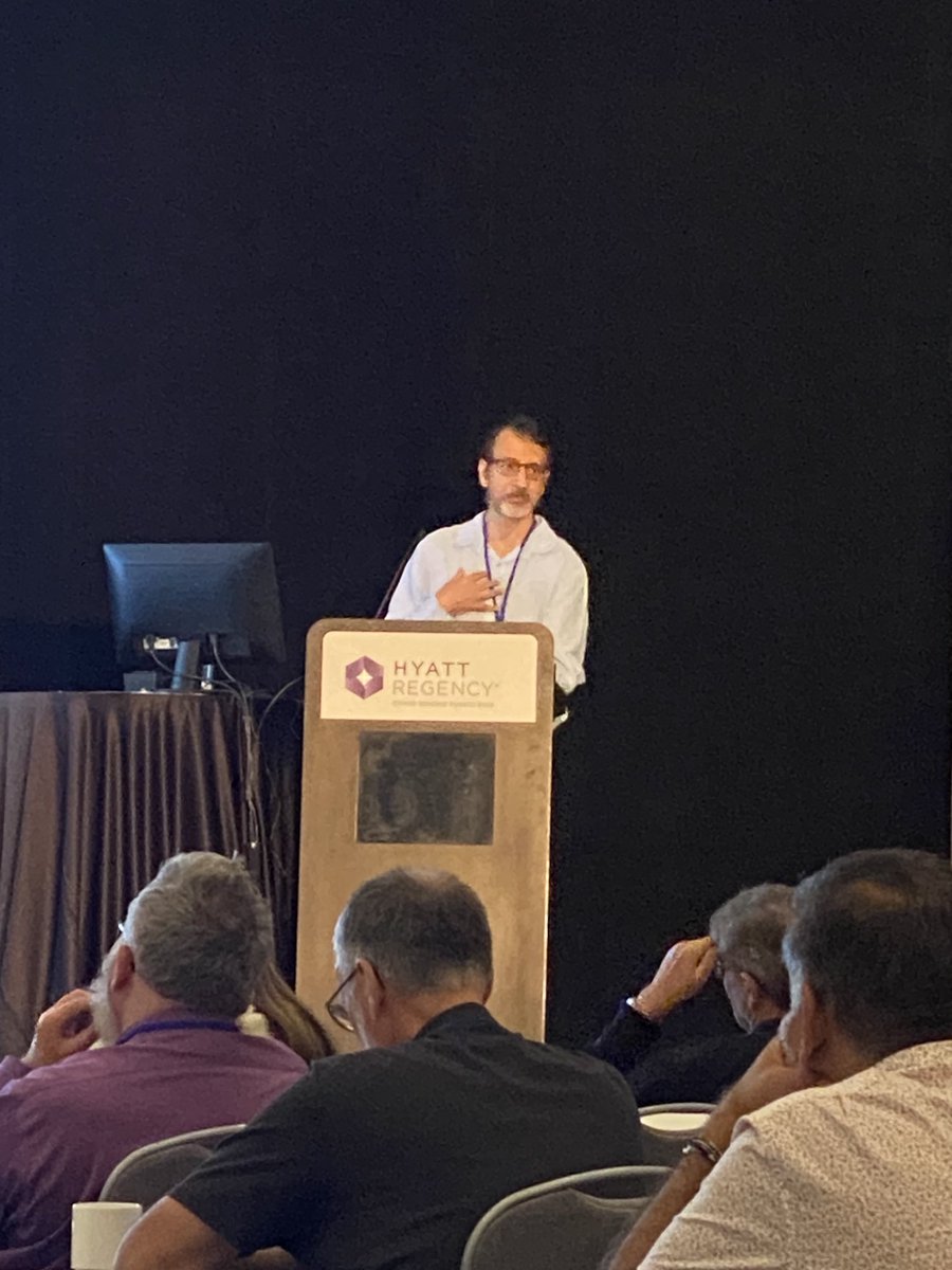 MJAckermanMDPhD's tweet photo. About to wrap up Session III w/ my friend &amp; co-director ⁦@iftikhar_kullo⁩ sharing exciting advances in the familial hyperlipidemias. Love seeing the desire in our 100+ attendees to become more fluent in the language of #Genetic #Cardiology. https://t.co/z6qqlW2fj6