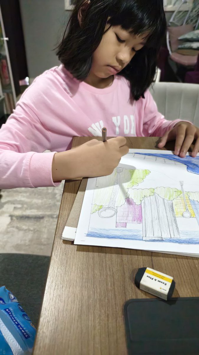 afiqakop's tweet photo. Art class 

Untk kelas melukis, sebenarnya saya tak pernah reject mana2 student, yg ada dyslexia, autism, anxiety, OKU pun ada, semua saya terima inshallah, tak ada limit, terbuka untk semua peringkat umur.

Send je location, saya sendiri yg akan datang mengajar. (KL - Seremban) https://t.co/zjZYrT8aI2