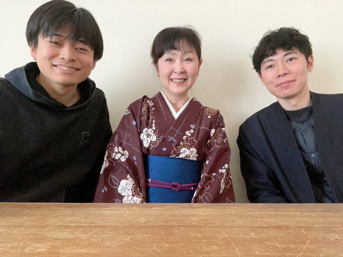 二見ですのでご購入をお控え下さい 先生には今年も大変お世話になりました👘