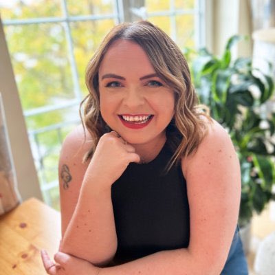 The Reading Cafe tweet media