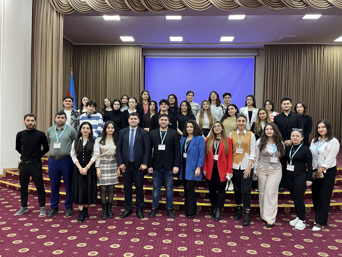 officialmys's tweet photo. "Yaşıl dünya naminə həmrəylik ili" çərçivəsində ətraf mühitin qorunması və ekoloji maarifləndirmənin aparılması məqsədilə debat turnirləri keçirilib.
Ətraflı: https://t.co/n0YE25QkZK
#AZEyouth #AzərbaycanGəncləri #birkimibirlikdə #GənclərTəşkilatları #DVC #AzDebate https://t.co/60kqupqZN2