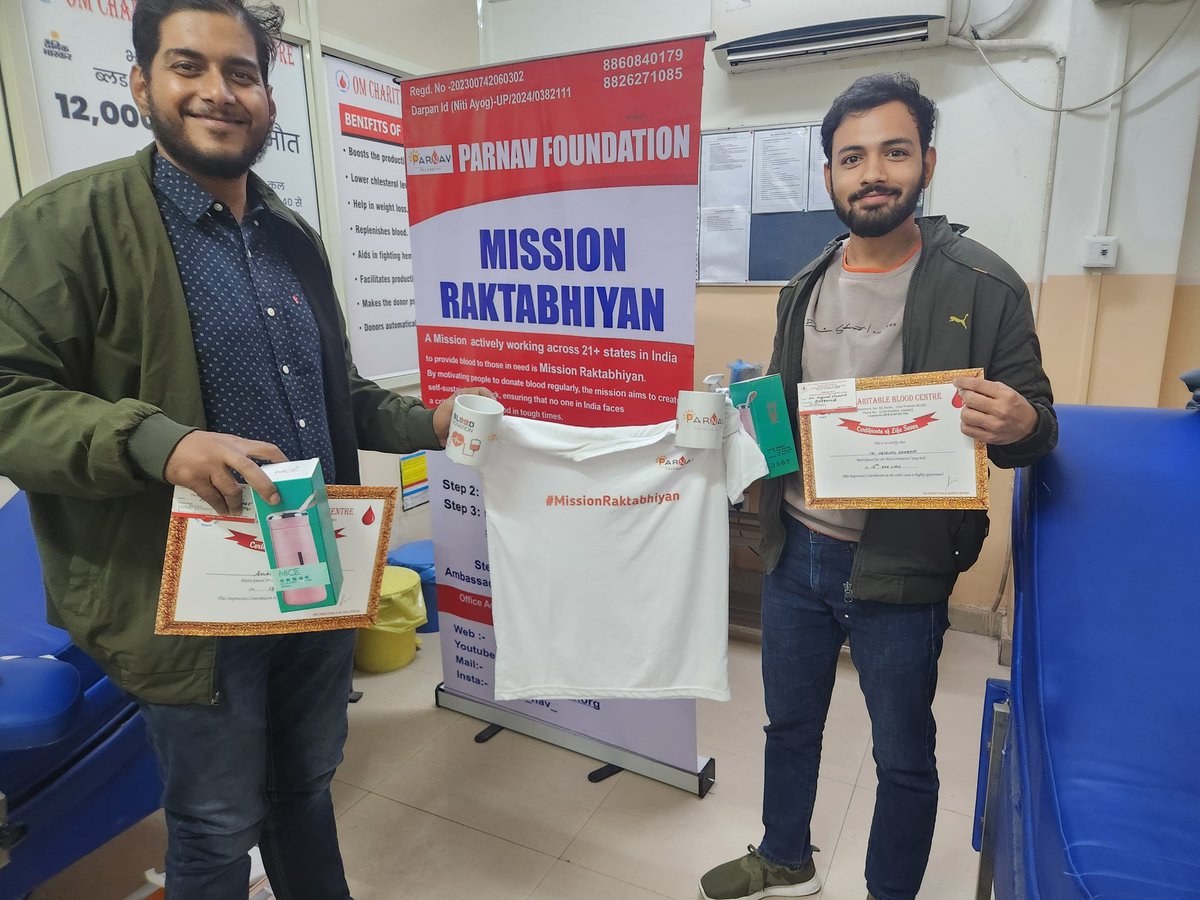 _par_nav_'s tweet photo. Mini blood donation camp 

In collaboration with om blood bank sector 63 Noida 

#missionraktabhiyan https://t.co/bnATwUXKLu