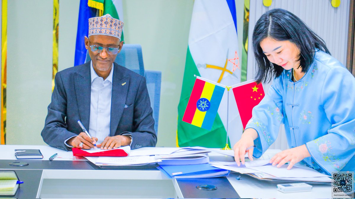 Awel Arba tweet media