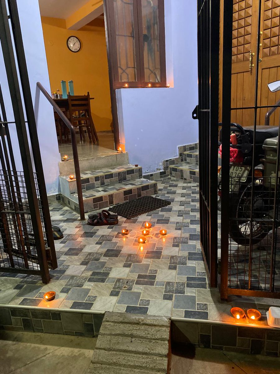bum_balu's tweet photo. #ma is all sorts of lovely ❤️ Happy Karthikai Deepam folks. https://t.co/7dAl836tF7