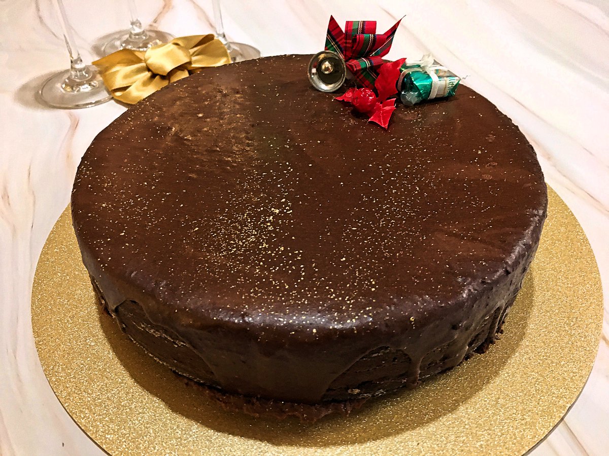 clubfoody1's tweet photo. Today is National #CocoaDay 🍫
Chocolate Beet Cake... OMG! 🤯
(check out my previous posts 👇 for cocoa recipes😋 + more on CF WEBSITE 😉)
#YouTube 📽️: https://t.co/mbHnsgXxqw
#RECIPE ➡️: https://t.co/ybrSUhN7YV
@EventGuideToday @DiningGuide2Day #RecipeOfTheDay https://t.co/IhlJdxr2gR