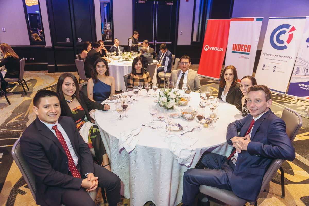 MicrosolPeru's tweet photo. Cena de Gala de la CCIPF | Nos complace haber participado en este encuentro entre representantes de importantes empresas y tomadores de decisiones nacionales e internacionales, teniendo la oportunidad de estrechar lazos para construir juntos un futuro más sostenible. https://t.co/EdtCqd1XsS