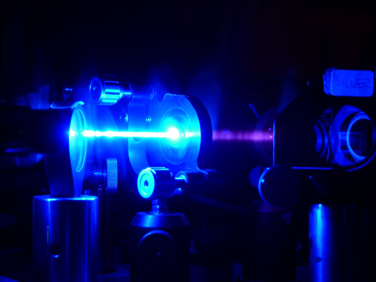 Dipartimento di Fisica - Politecnico di Milano (@dfis_polimi) on Twitter photo A new study by an international team, published in <a href="/Nature/">nature</a>
👉Coherent control of strongly driven quantum dynamics using shaped extreme ultraviolet pulses
🔗nature.com/articles/s4158…
#Physics #Photonics #ultraviolet #pulses <a href="/CNR_IFN/">CNR - IFN</a> <a href="/elettrasincro/">Elettra Sincrotrone Trieste</a> <a href="/UniFreiburg/">Universität Freiburg</a>
CR <a href="/AlessiaCandeo/">Alessia Candeo</a> A new study by an international team, published in <a href="/Nature/">nature</a>
👉Coherent control of strongly driven quantum dynamics using shaped extreme ultraviolet pulses
🔗nature.com/articles/s4158…
#Physics #Photonics #ultraviolet #pulses <a href="/CNR_IFN/">CNR - IFN</a> <a href="/elettrasincro/">Elettra Sincrotrone Trieste</a> <a href="/UniFreiburg/">Universität Freiburg</a>
CR <a href="/AlessiaCandeo/">Alessia Candeo</a>
