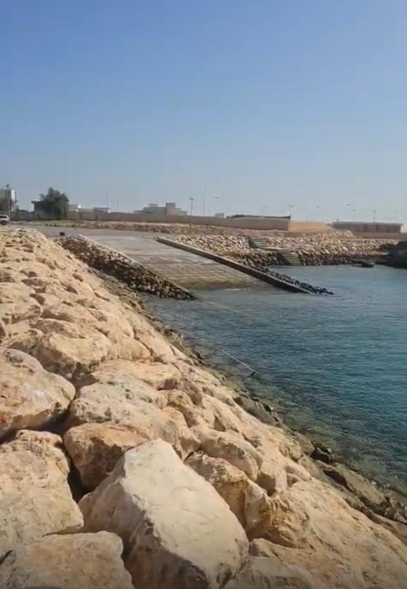 ahmed_nwras's tweet photo. أصالةً عن نفسي وعن صيادي رأس الحد نشكر الداعمين والقائمين ��لى انشاء مرسى الصيادين ونخص بالذكر  سعادة محافظ جنوب الشرقية والسيّد نائب الوالي ومدير عام التنمية السمكية والداعم شركة @OmanLNG وكل من تابع وسعى.
#ونتمنى الاسراع في تكملة النواقص لنحظى بتمام الخدمة ولكم جزيل الشكر . https://t.co/Ca21V1nVG6