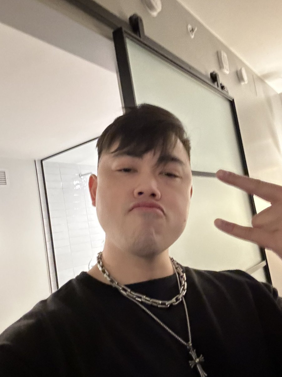 put on a chain for the first time, kevin nguyen move over fr