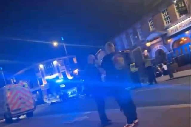 Doncaster pub 'stabbing' took place after customer refused entry to bar - workingthedoors.co.uk/doncaster-pub-…