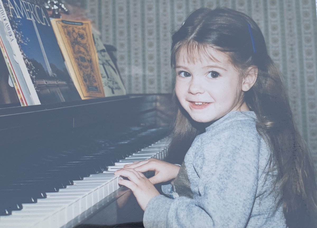 SincerelySheri's tweet photo. @taylornation13 Just an itty bitty 6 year old manifesting reputation (Taylor’s version) orrrr something like that 🤭 tell Taylor I said happy birthday!! 🥳🥳 https://t.co/tU97ZZGoIT