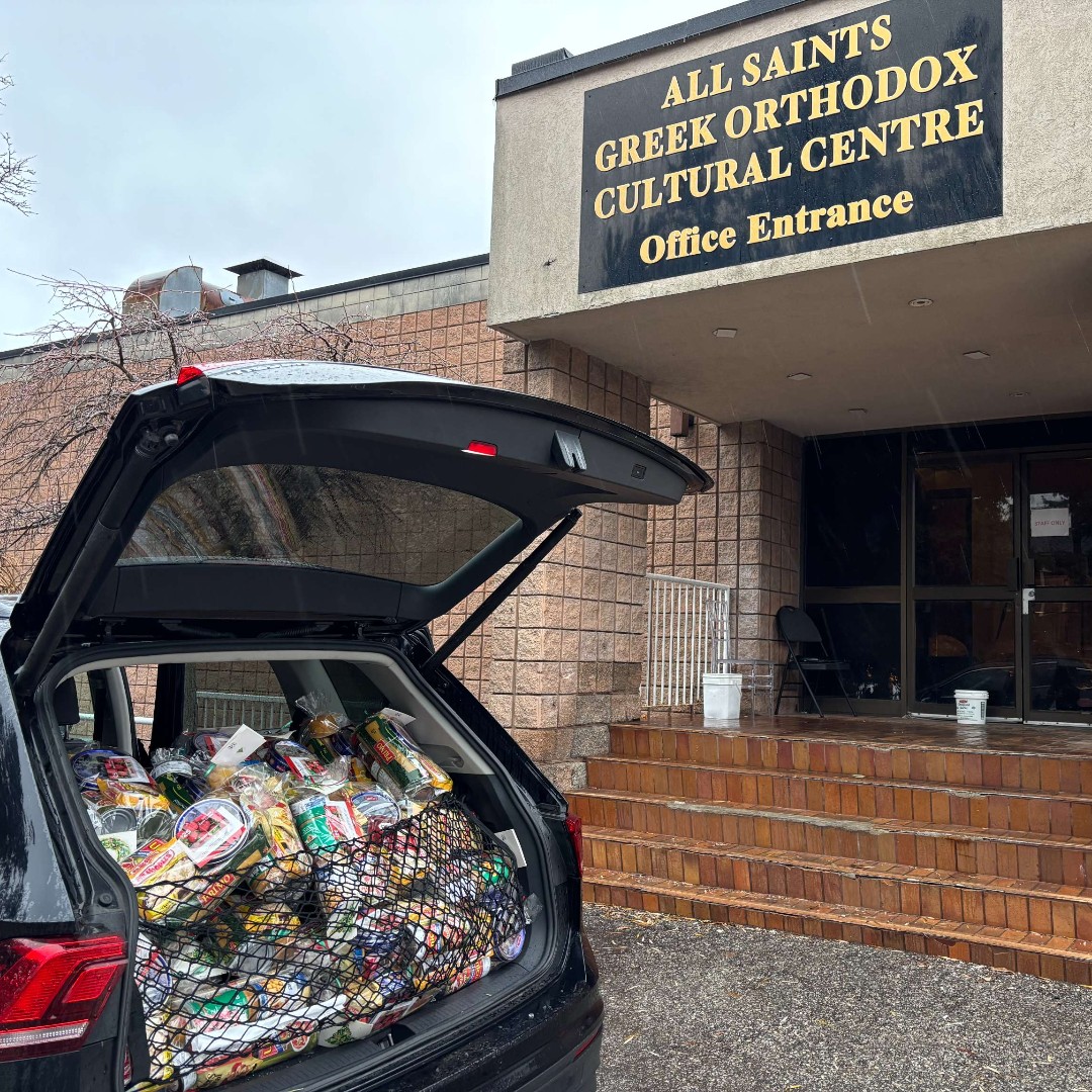 YSM_TO's tweet photo. Thanks to All Saints Greek Orthodox Church for the 100+ food &amp; gift card packages which will bring joy &amp; warmth to so many families this Christmas! We are so grateful for the impactful support you offer our community as we work toward eradicating long-term poverty in Toronto. https://t.co/nUjKf8Zrjt
