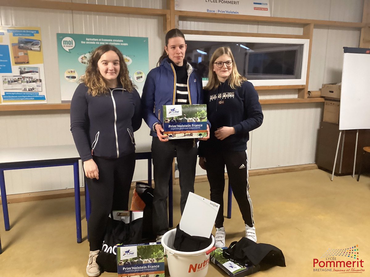 LyceePommerit's tweet photo. 🏆 @LyceePommerit 🎉
Les lycées de Caulnes, Kernilien, La Ville Davy &amp; Pommerit ont concouru au jugement de vaches #primholstein 🐄.
👏 Ophélie (BTS ACSE - Pommerit) qualifiée pour le SIA 2025 Paris ! 🚜✨ ➡️ https://t.co/Kr3pS8mRyU #pommerit
#TMPR22 #Agriculture https://t.co/X5wRnvCv8u
