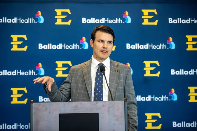 ETSUAthletics's tweet photo. Will Healy Introductory Press Conference https://t.co/fKUbyLeKZ8 https://t.co/DcP18g5wmv