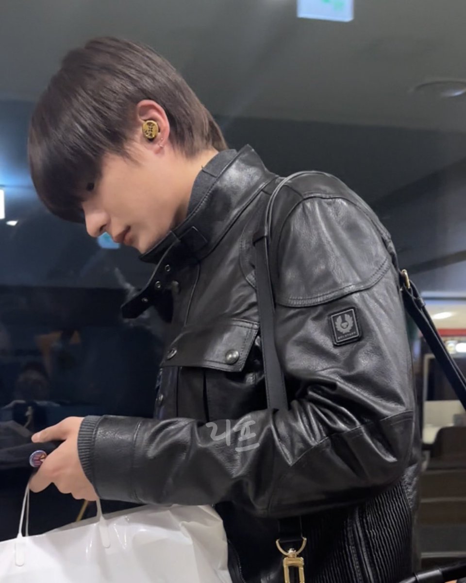 앤톤남친미있으시다 //.. ㅜㅜ