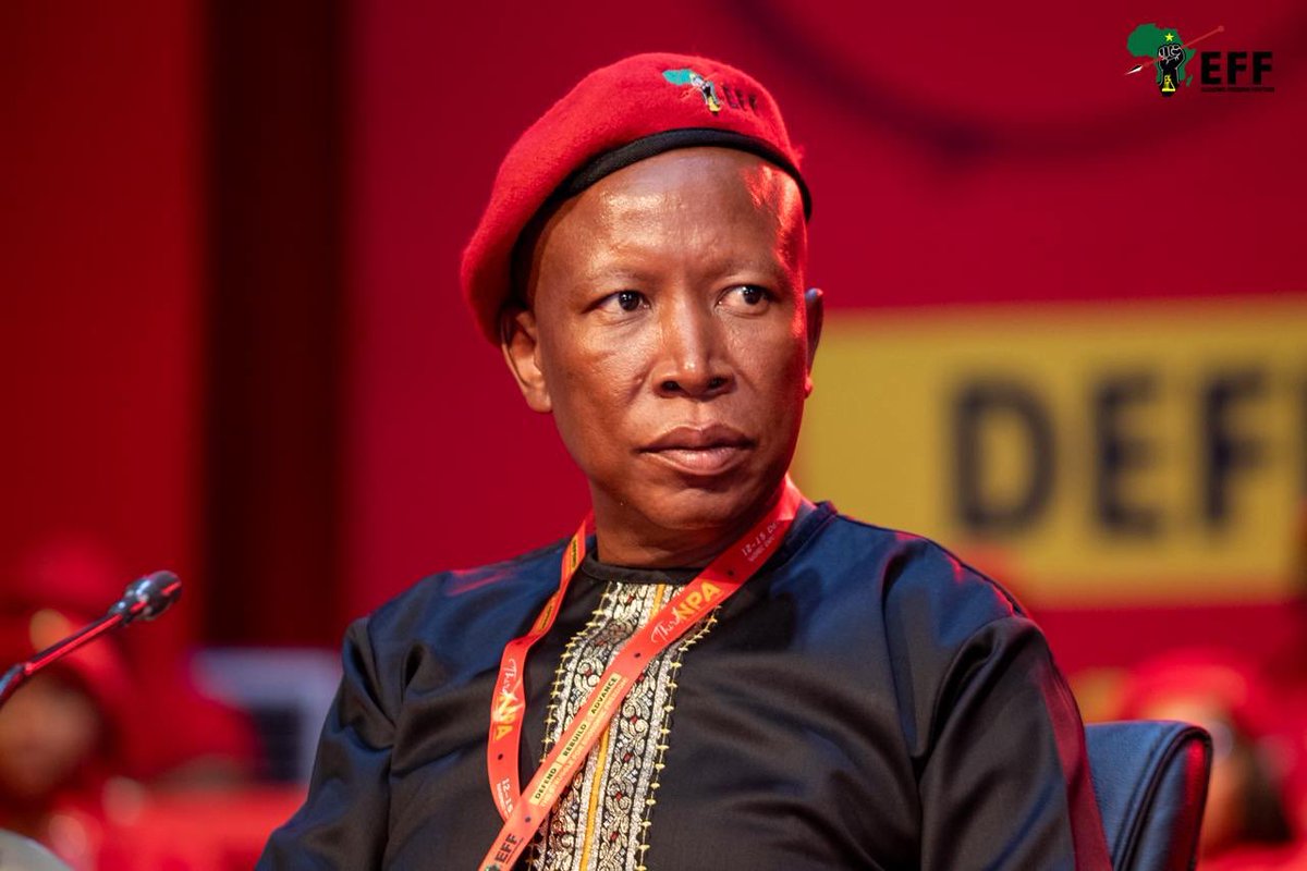 Knick_RSA's tweet photo. How many people has he Humiliated and got away with it. Those people didn’t fight they kept quiet with their broken hearts.

Dragged families and leaders names down to advance his political career.

Body shamed people, no one told him to tone down and be matured in his language.

Misled an entire generation

Propagated massive propaganda 

Sold out genuine souls who thought economic freedom & nationalisation was real.

The people who stood in lines for hours to vote for him- whose energy all went in vein, n sold out.

You can’t lead society under a lie and not expect Karma. 
Things that are happening to him and his organisation are due to the years spent dedicated to destroying people thinking that you are invincible.

Humility is a universal trait that we must all respect and uphold.

He must continue Humiliating the Old man. JZ’s none responds to his name being dragged like that is very loud, the Universe protects people like that. 

The House will crumble until the lesson has been learnt & corrected.