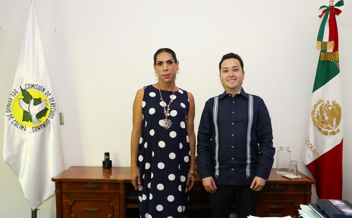ColimaCDH's tweet photo. Con el fin de coordinar esfuerzos y establecer una agenda común, el presidente de la #CDHEC, licenciado Manuel Vega Zúñiga, sostuvo una reunión con la doctora Jonás Larios Deniz, activista y defensora de los derechos humanos de las personas de la diversidad sexual.
#CDHEC💚💛 https://t.co/WZ6o2hAcSX
