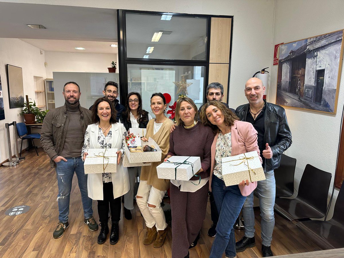 Feliz navidad compañeros, espero que os haya gustado nuestro detalle. Seguiremos apostado por vosotros…. Disfrutarlo. 😘 <a href="/sindicatocppm/">C.P.P.M</a> <a href="/Ayto_Valdemoro/">Ayto de Valdemoro</a>