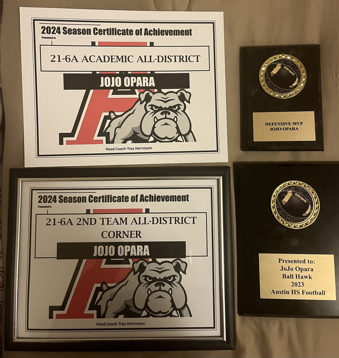 jojopara123's tweet image. 2024 was a blessing!
Defensive MVP (2024)
Ball Hawk Award (2023)
Academic All District
2nd Team All District
@AHSDawgFootball @waller_26 

full tape - hudl.com/video/3/164246…